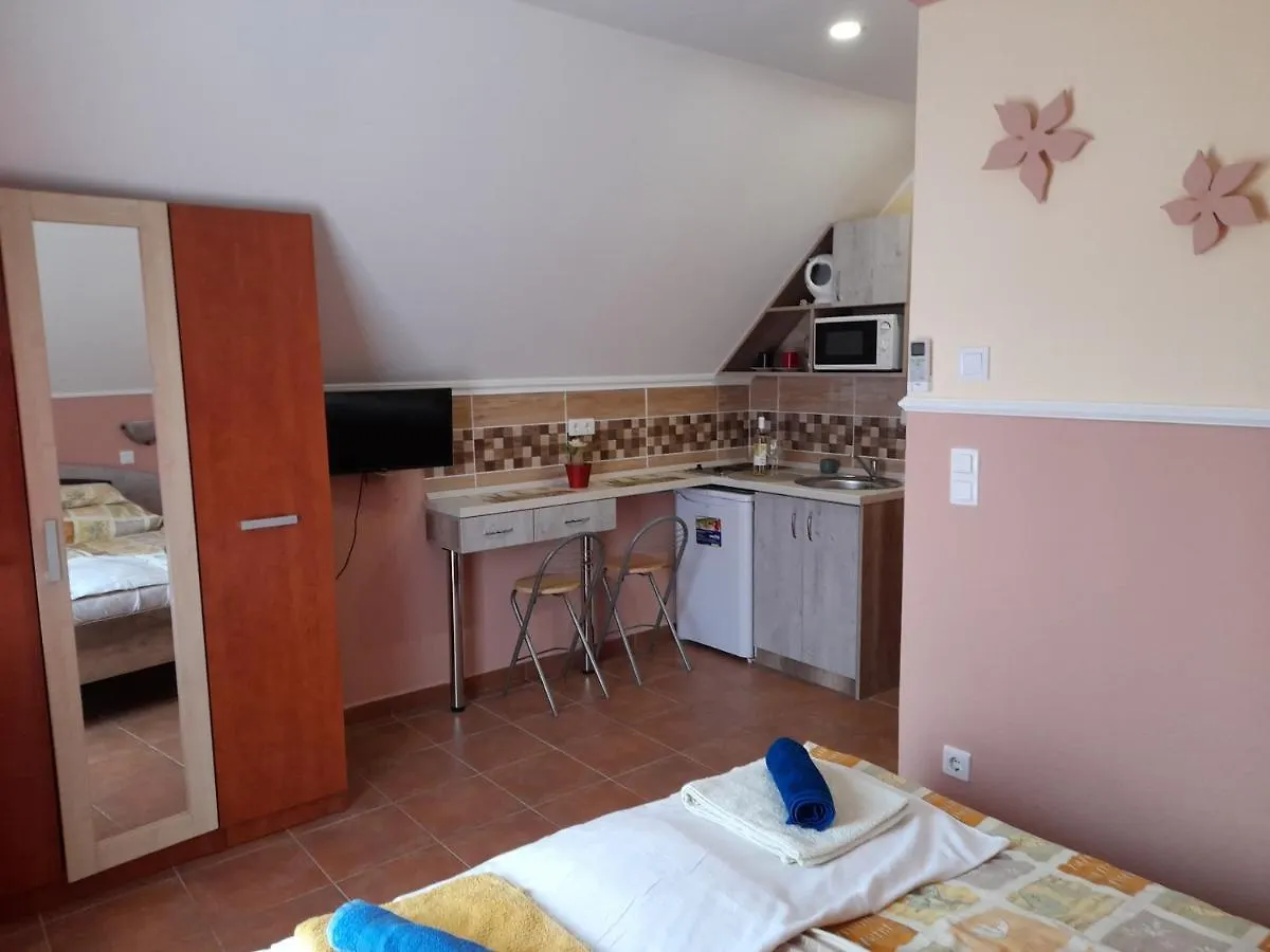 Andrea Apartman Hajdúszoboszló Węgry
